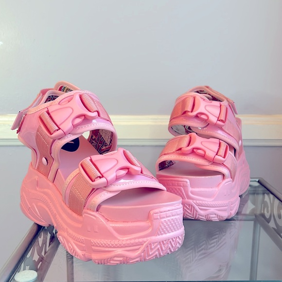 Anthony Wang pink platform wedge buckle sandals patent leather trim size 6.5 - Picture 5 of 13